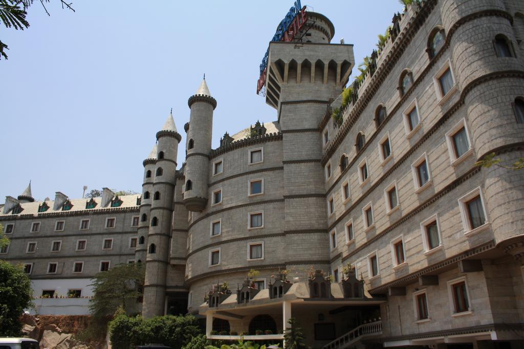 Best Western Amrutha Castle Haiderabad Buitenkant foto